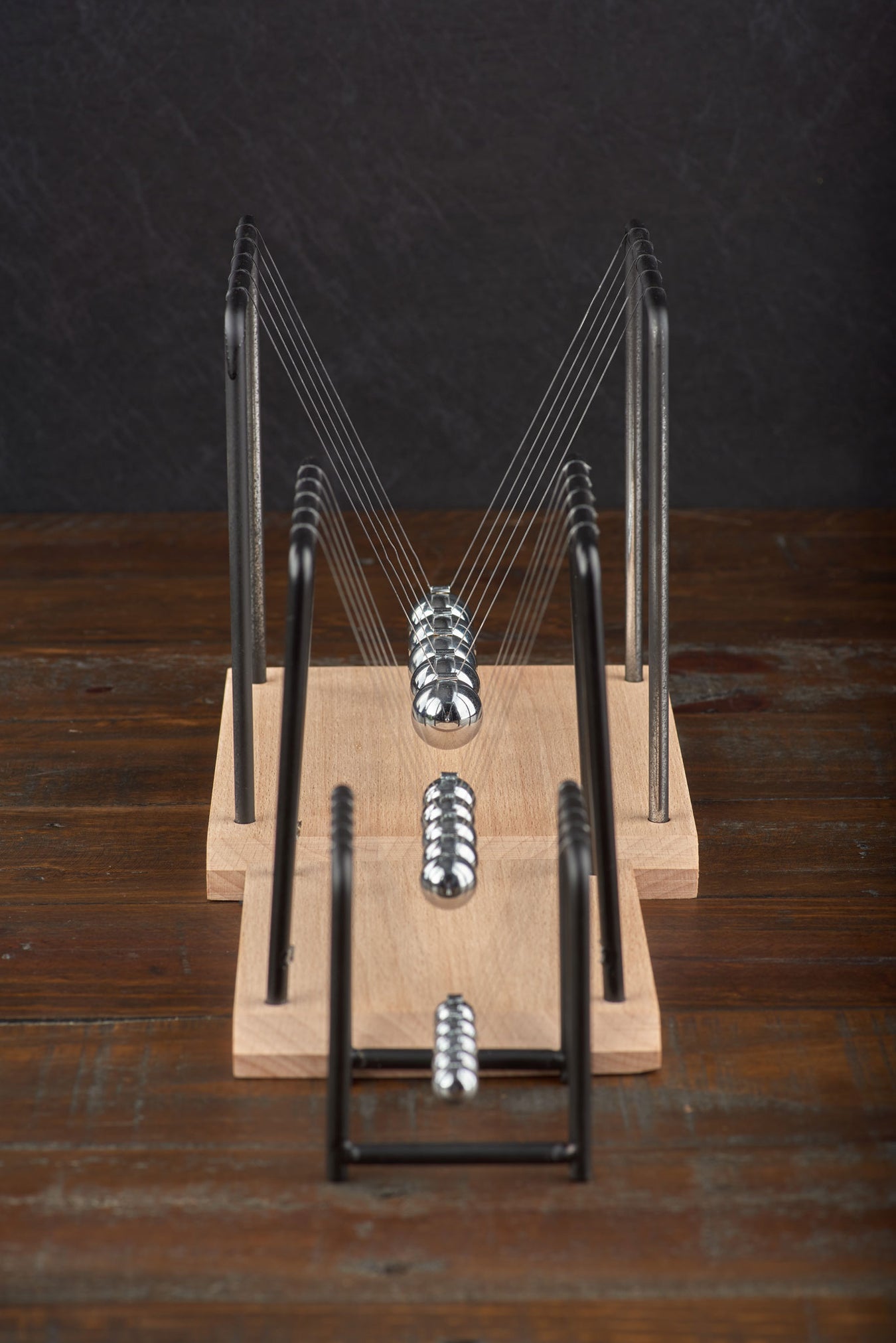 Newtons Cradle Range