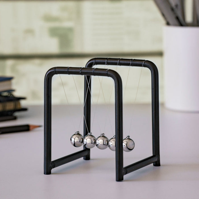 Newtons Cradle 9cm